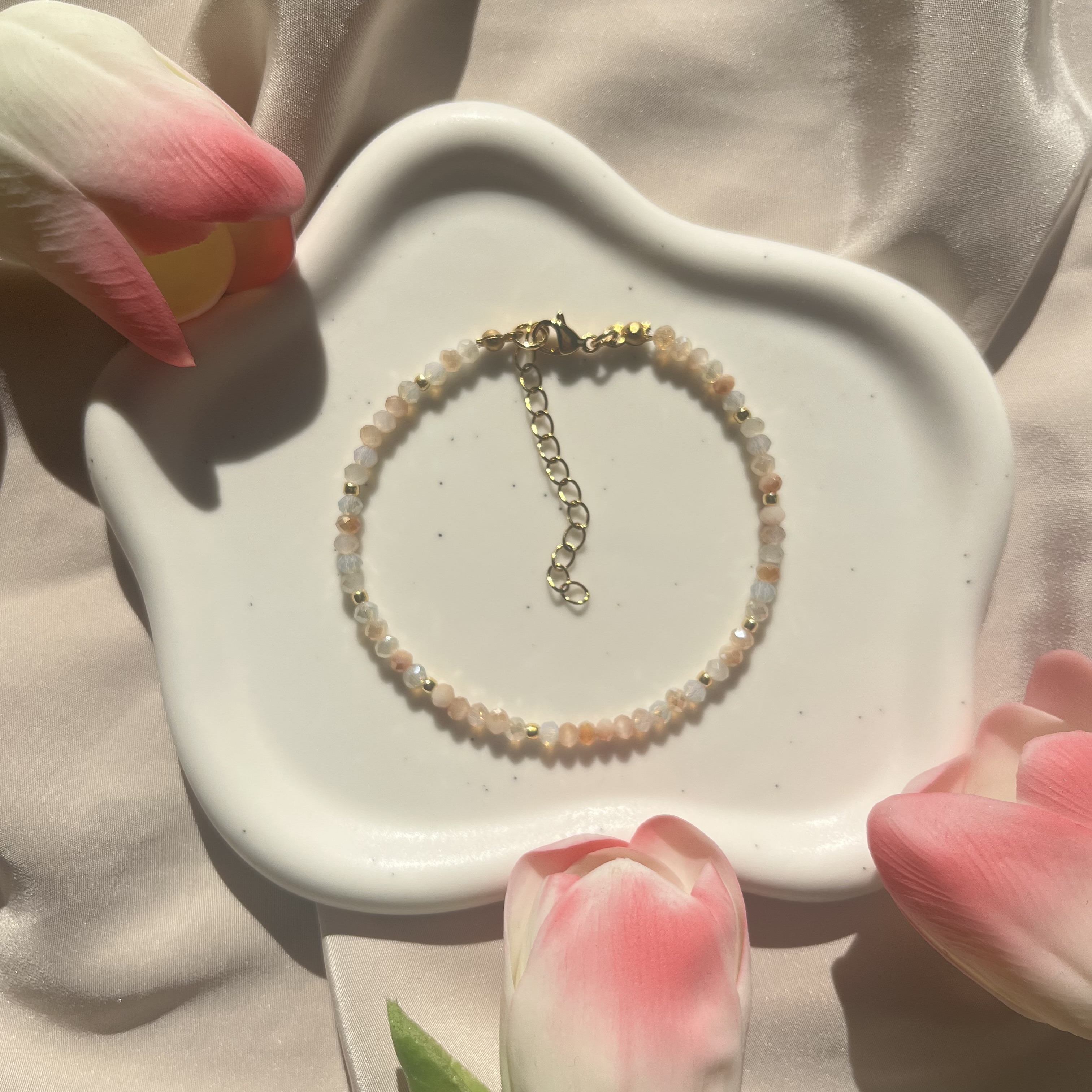 Simple Bracelet Beige